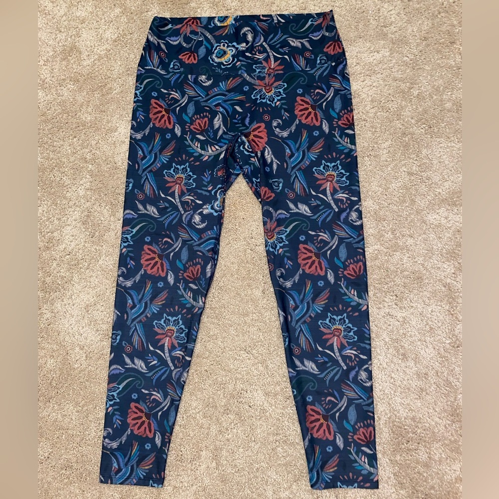 Lucky in Love Leggings
